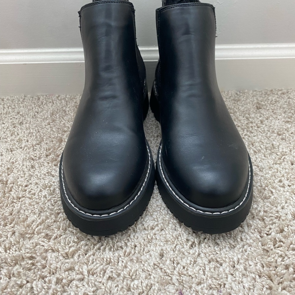 Madden Girl Women's Kweenn Slip On Black Boots
